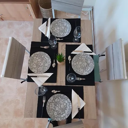Precioso Apartamento Con Ascensor A 80 Metros Del Mar Torrevieja Exterior photo